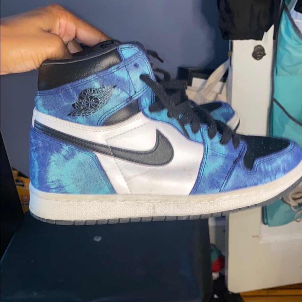 Tie Dye Jordan 1